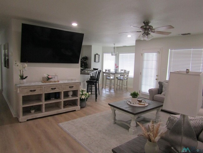 Building Photo - 1506 Northgate Pl