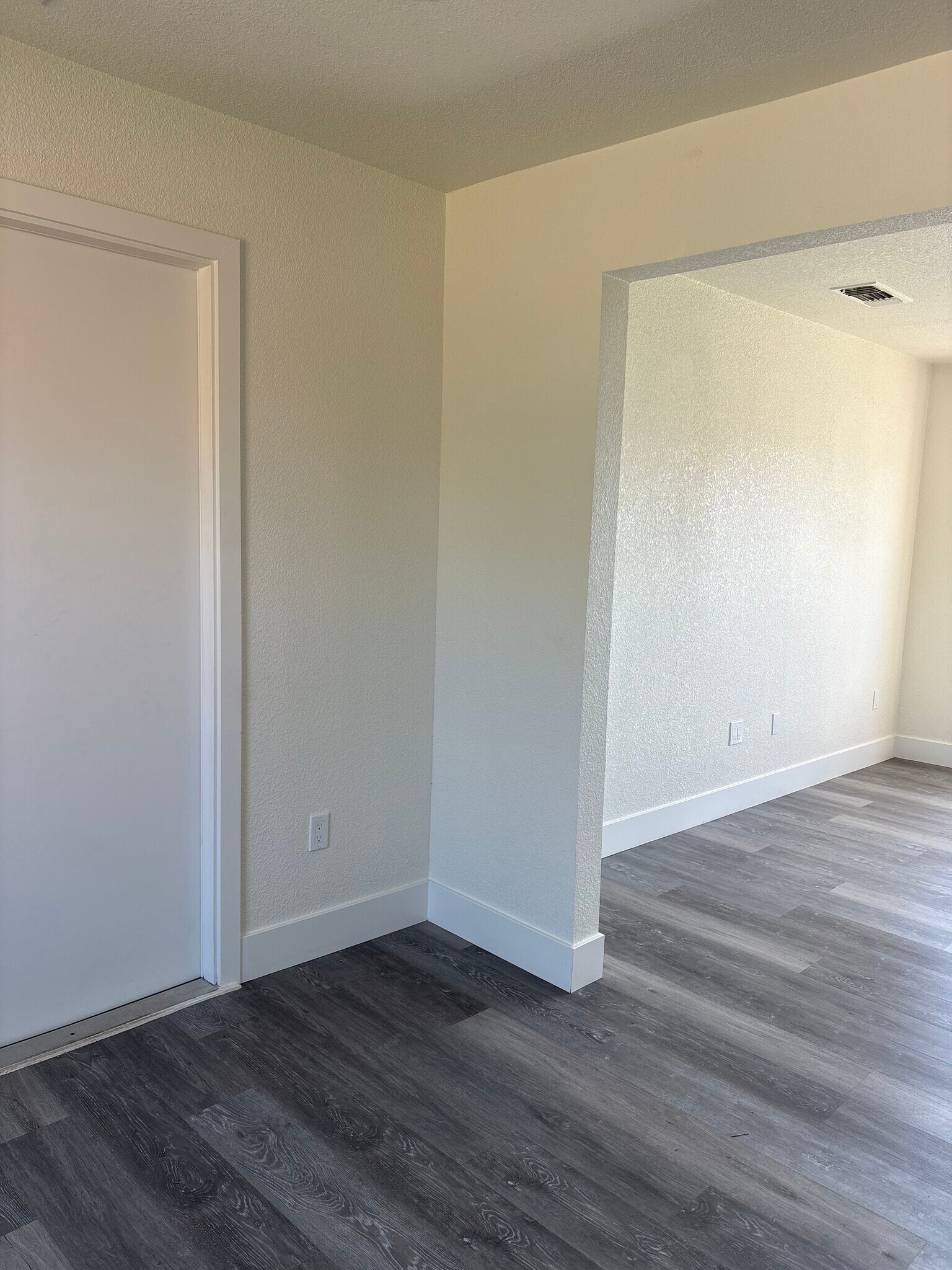 Building Photo - 525 Eureka Ave