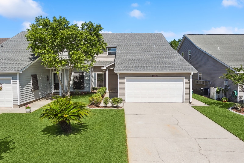 Building Photo - 1546 Marina Dr