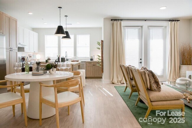 Building Photo - 14011 Bespoke Rd