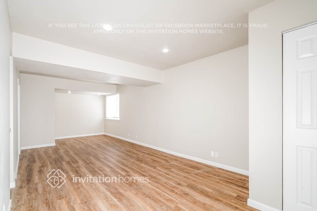 Building Photo - 2945 58th Ave NE