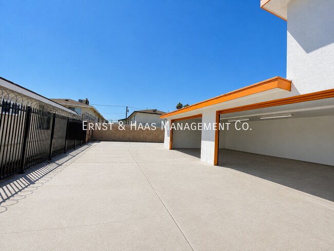 Building Photo - 9706 Alondra Blvd