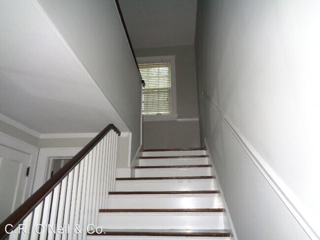 Building Photo - 4 br, 2.5 bath House - 2131 Iuka Avenue