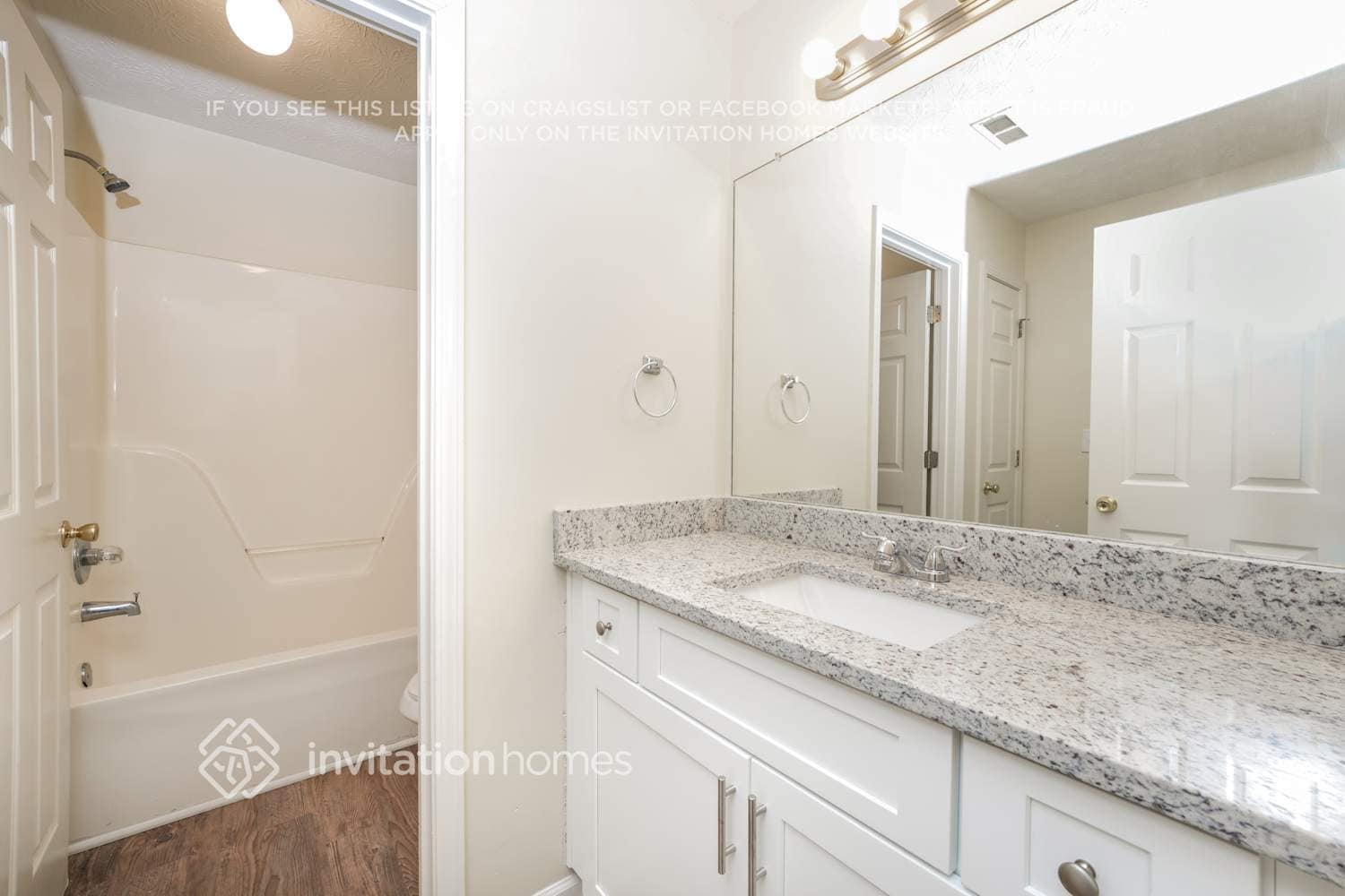 Building Photo - 1429 Fall River Dr