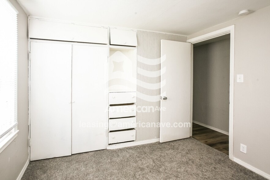 Building Photo - 1206 McKinley Ave