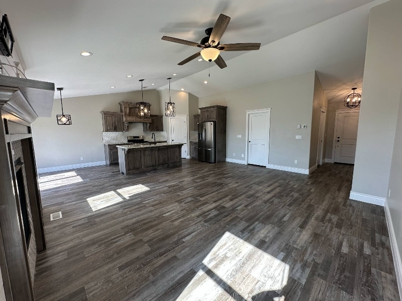 Building Photo - 5262 Glendora Ave