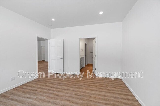 Building Photo - 133 Bench Run