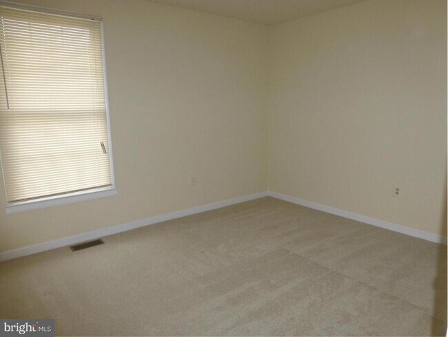 Building Photo - 6824 Silassie Ct