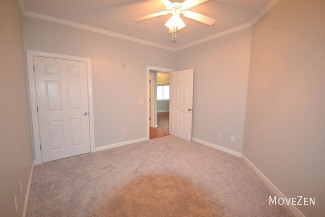 Building Photo - 210 Fullford Ln