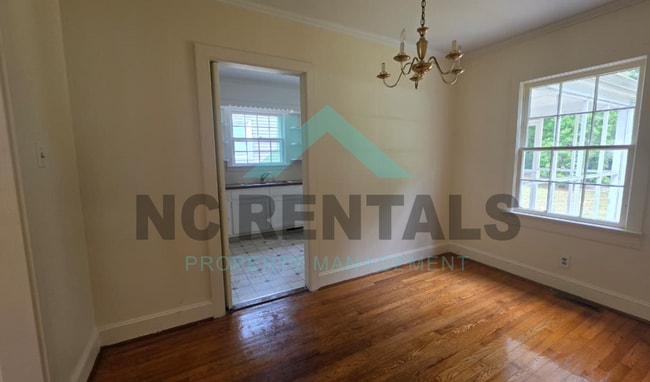 Building Photo - 1313 Holman St