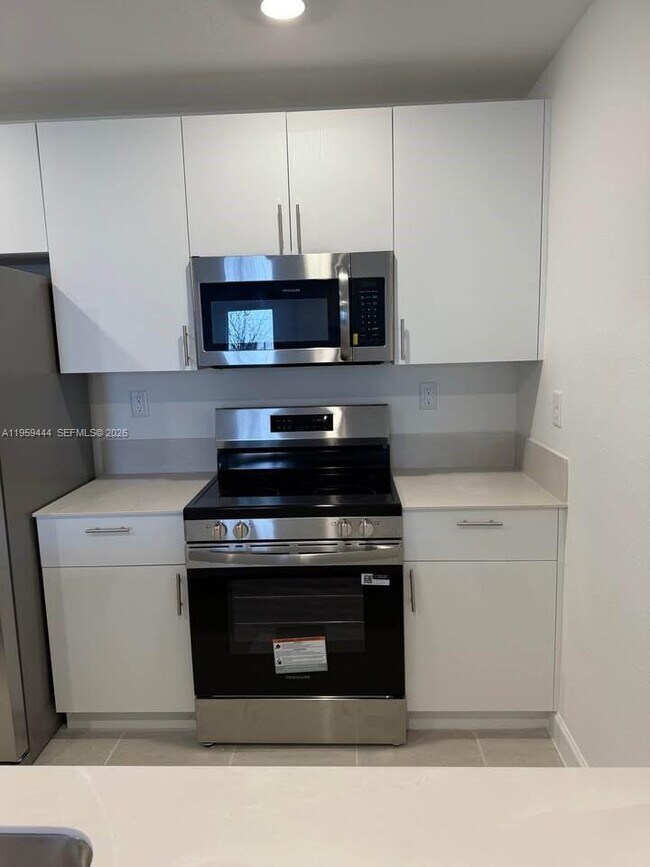 Building Photo - 15565 SW 280th St