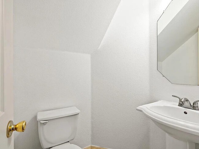 Building Photo - 2200 N Shields Dr