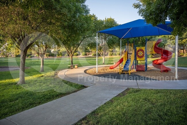 Building Photo - 12322 N Cervelli Ave