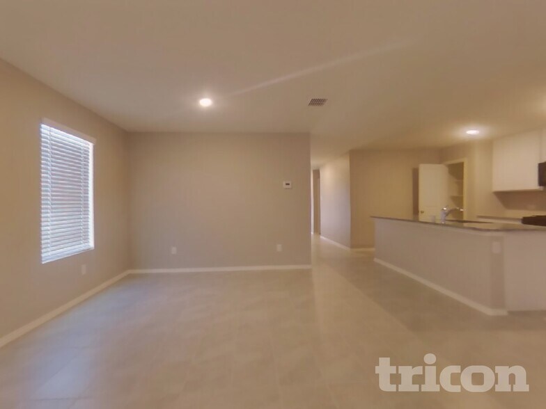 Building Photo - 11847 Mancos Trl