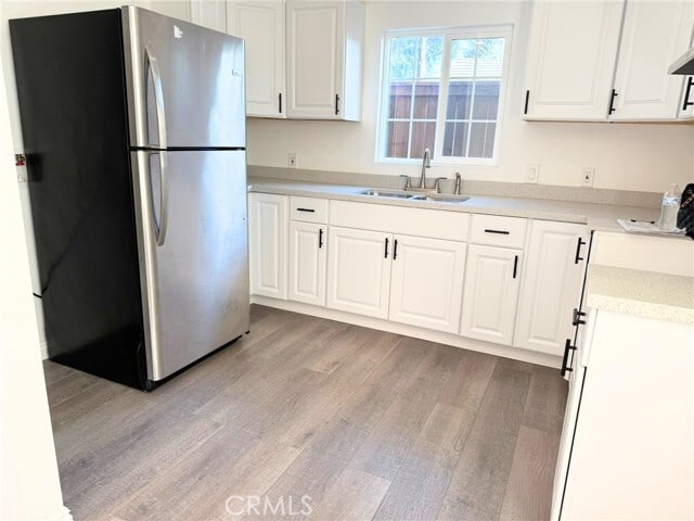 Building Photo - 204 S Starglen Dr