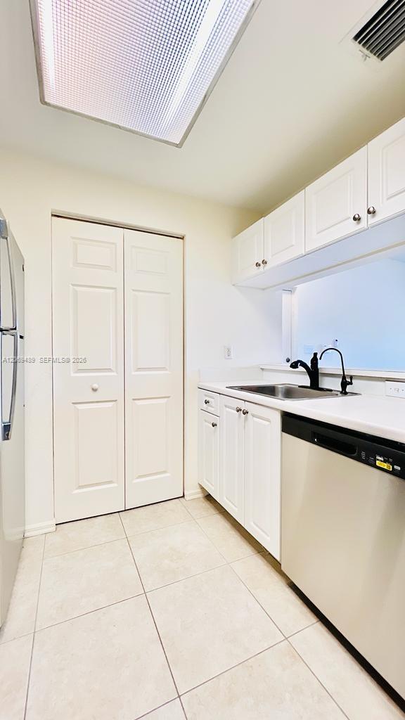 Building Photo - 2807 Veronia Dr
