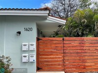 Building Photo - 1620 NE 20th Ave
