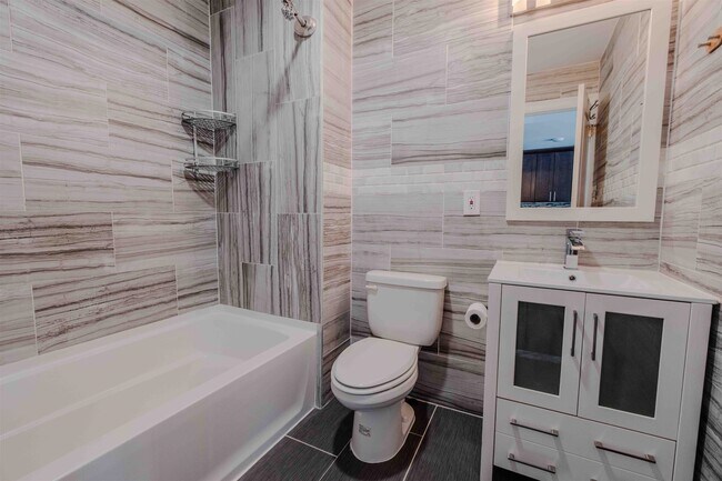 Building Photo - 74 Beacon Ave