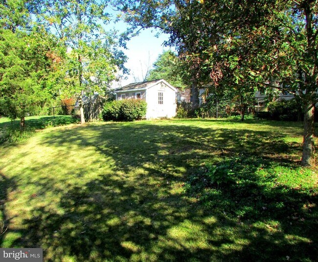 Building Photo - 4213 Nutwood Way