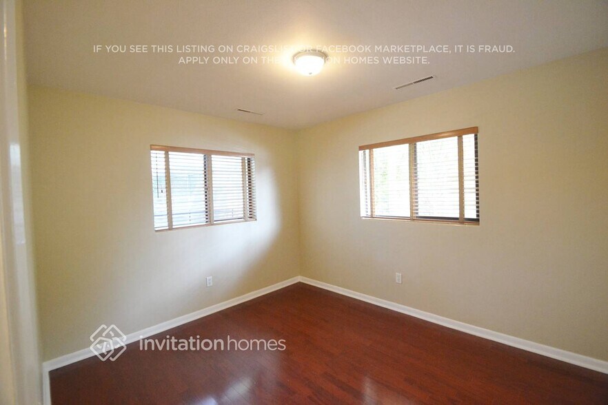 Building Photo - 16 Southwind Dr
