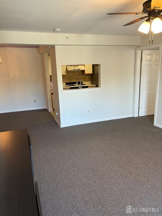 Building Photo - 420 Stratford Pl