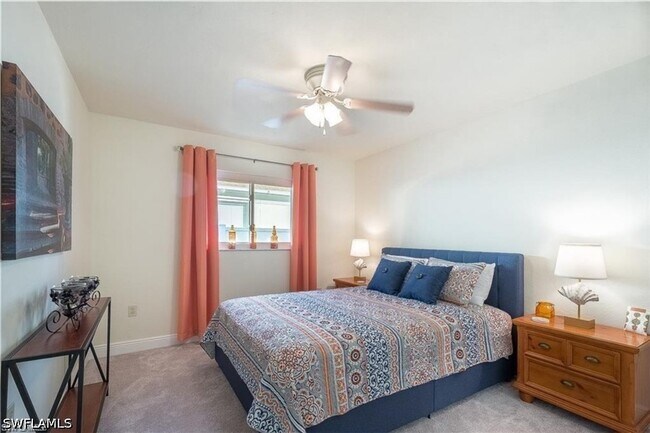 Building Photo - 731 104th Ave N