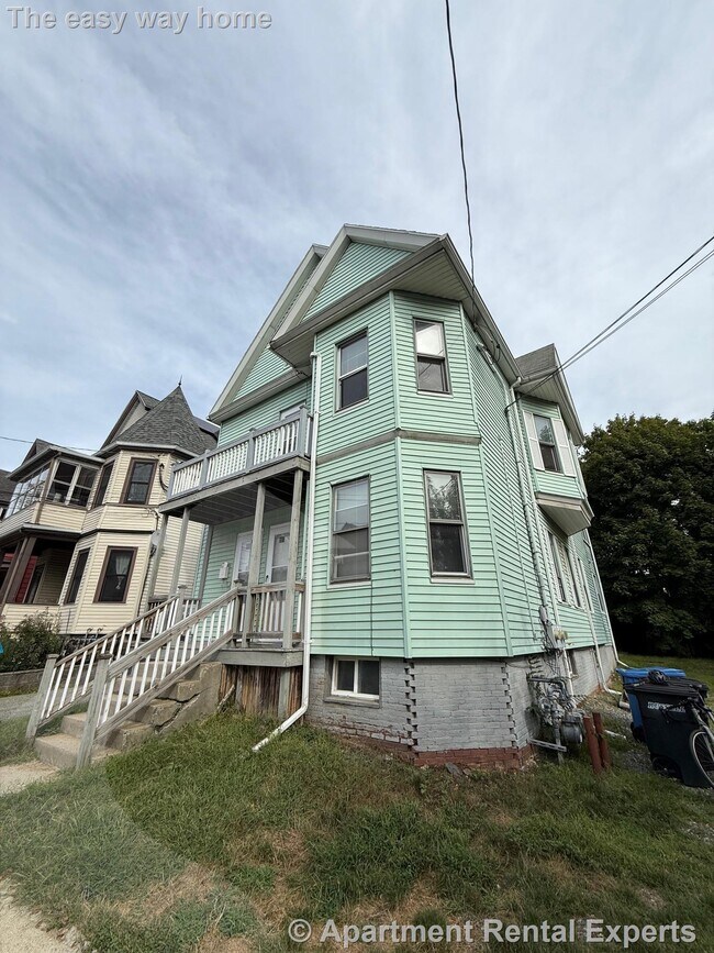 Building Photo - 29 Trull St