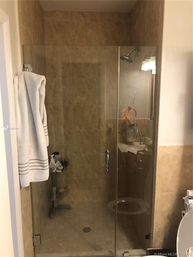 Building Photo - 6810 Granada Blvd