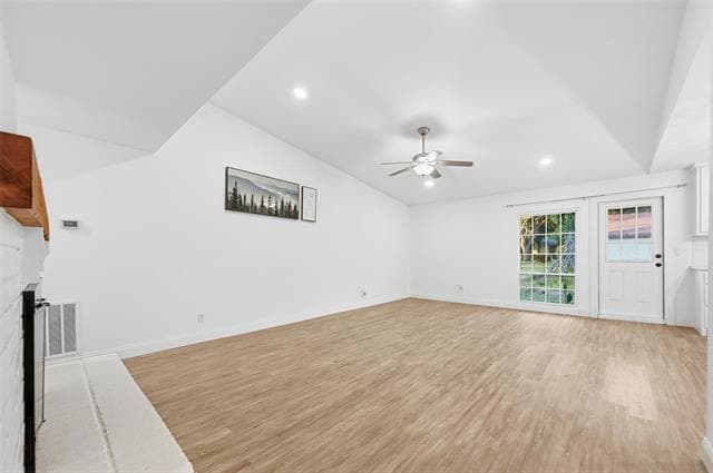 Building Photo - 1421 Bosque Dr