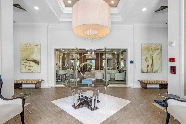 Building Photo - 16631 Chesapeake Bay Ct