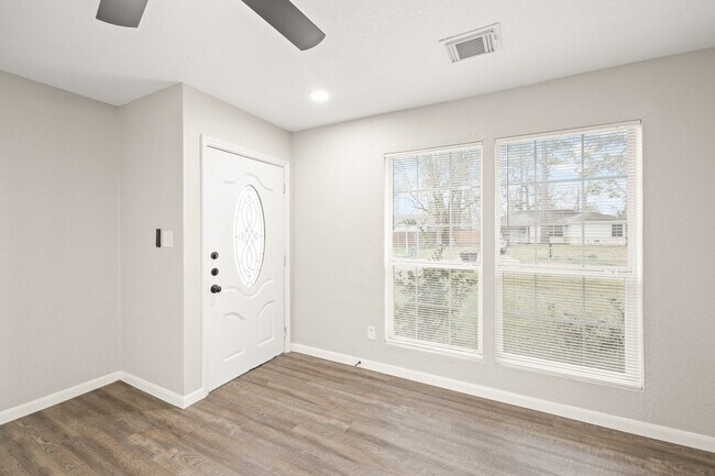 Building Photo - 7222 Wiley Rd