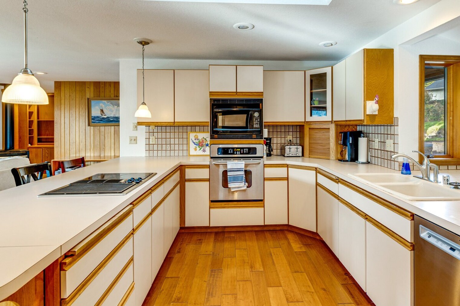 Building Photo - 902 Paiute Pl