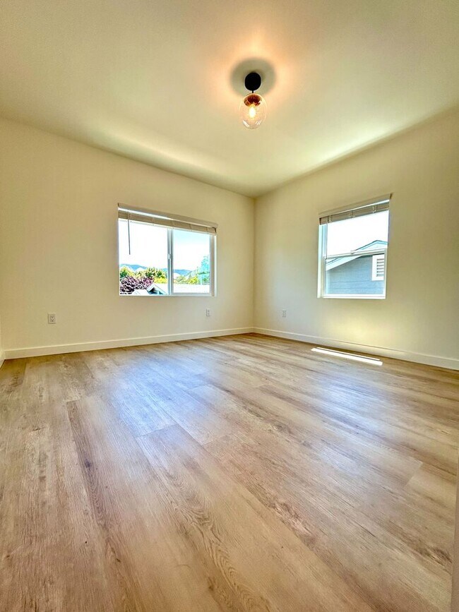 Building Photo - Now Leasing for the 2026-2027 School Year:...