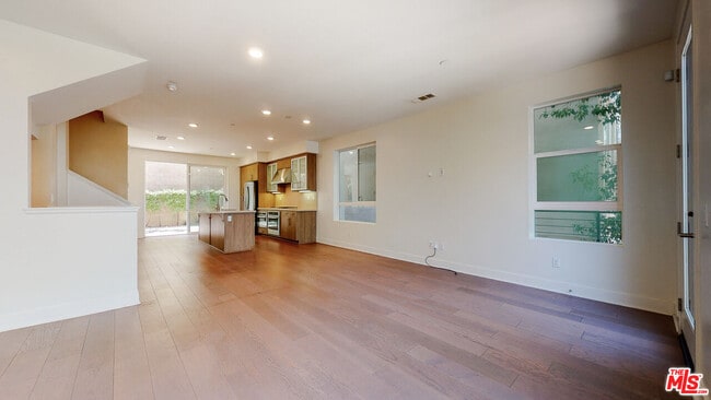 Building Photo - 6752 Gill Way