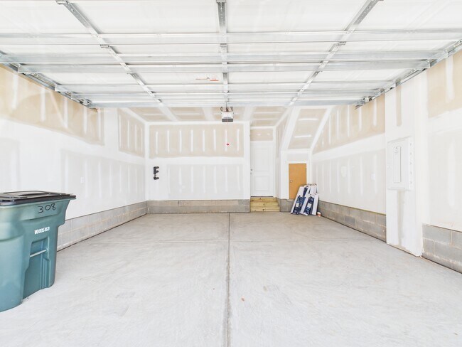 Building Photo - 308 Ferebee Pl