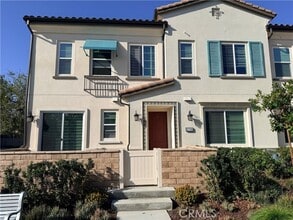 Building Photo - 2720 Kelley Pl