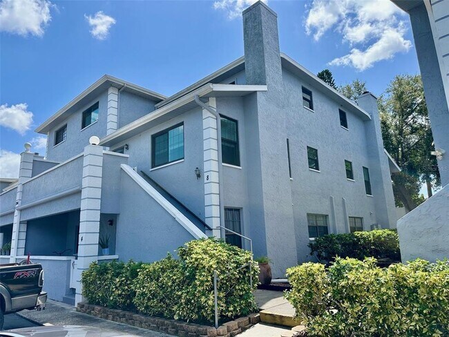 Primary Photo - 5744 Calais Blvd N