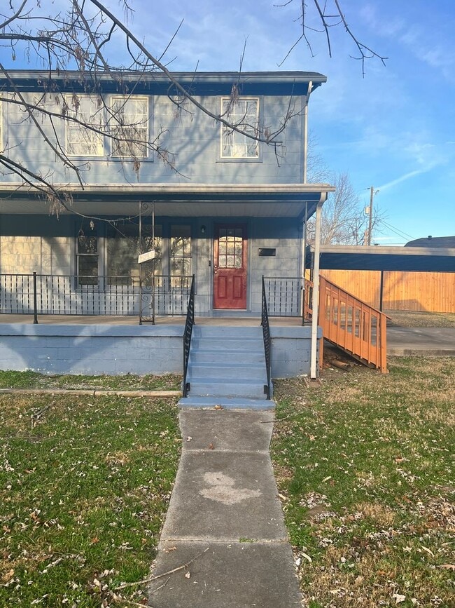 Building Photo - 1011 Merritt St