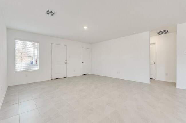 Building Photo - 8721 Whistling Duck Dr