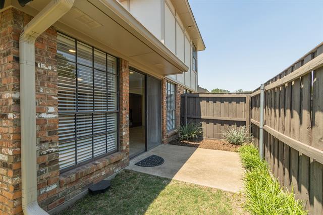 Building Photo - 3916 San Mateo Dr