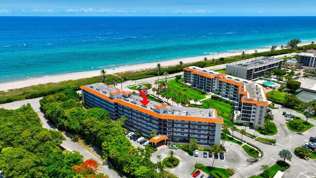 Building Photo - 2871 N Ocean Blvd