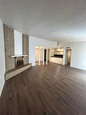 Building Photo - 4020 Blue Flag Ln
