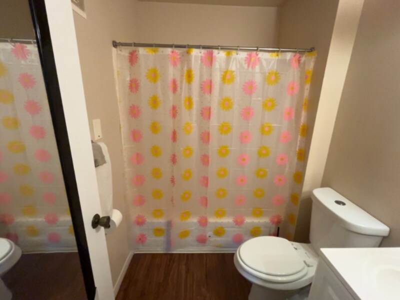 Building Photo - 6650 Amherst St