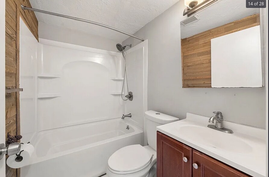 Building Photo - 9 Tideview Path