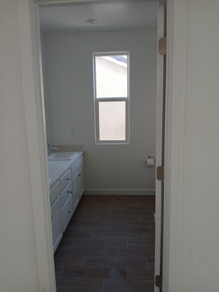 Building Photo - 1184 Atlantica Dr S