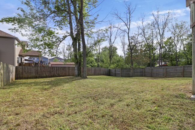 Building Photo - 2588 Hattington Dr