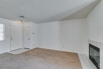 Building Photo - 3150 N Soft Breezes Dr