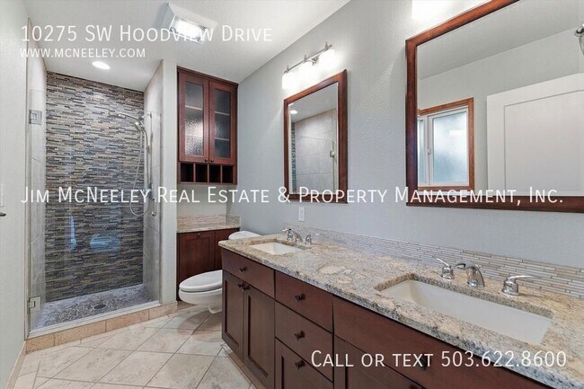 Building Photo - 10275 SW Hoodview Dr