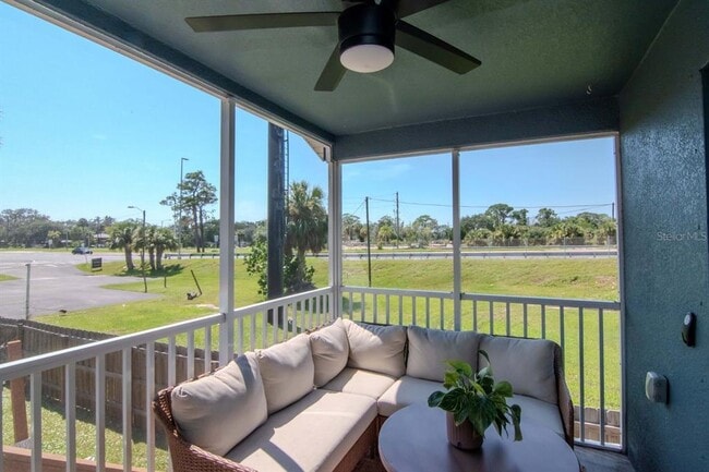 Building Photo - 5352 Cotee River Dr