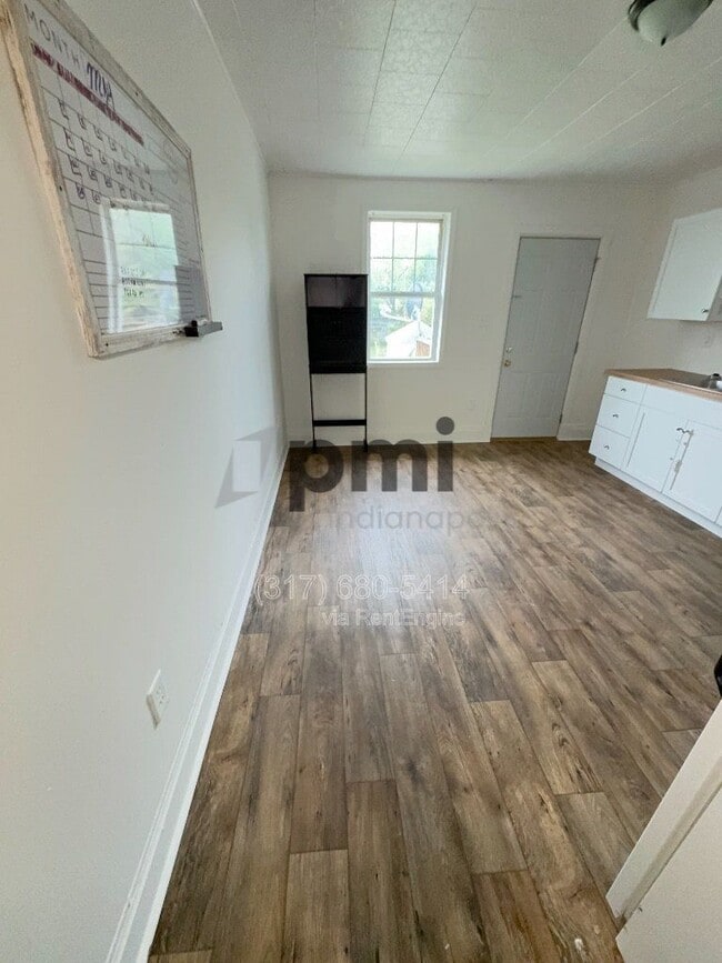 Building Photo - 955 S 22nd St